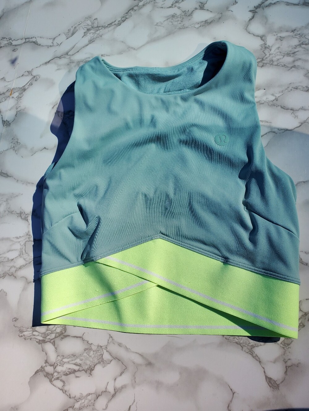 Lululemon V-Waist Cropped Tennis Tank Top - Rip Tide / Size 6